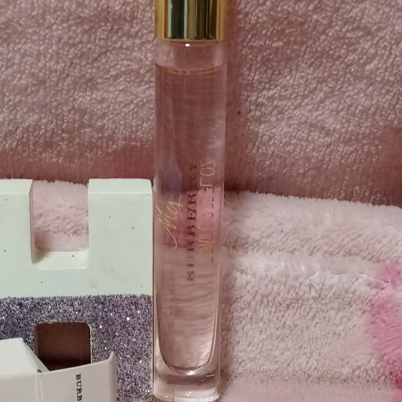 AUTHENTIC Burberry - Picture 7 of 7